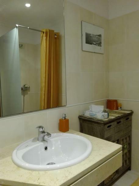 Zen Canico Apartment Luaran gambar